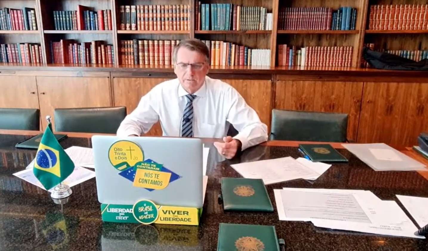 Bolsonaro: 'Alckmin era ferrenho opositor de Lula, agora mudou, né?' - Reprodução/Facebook