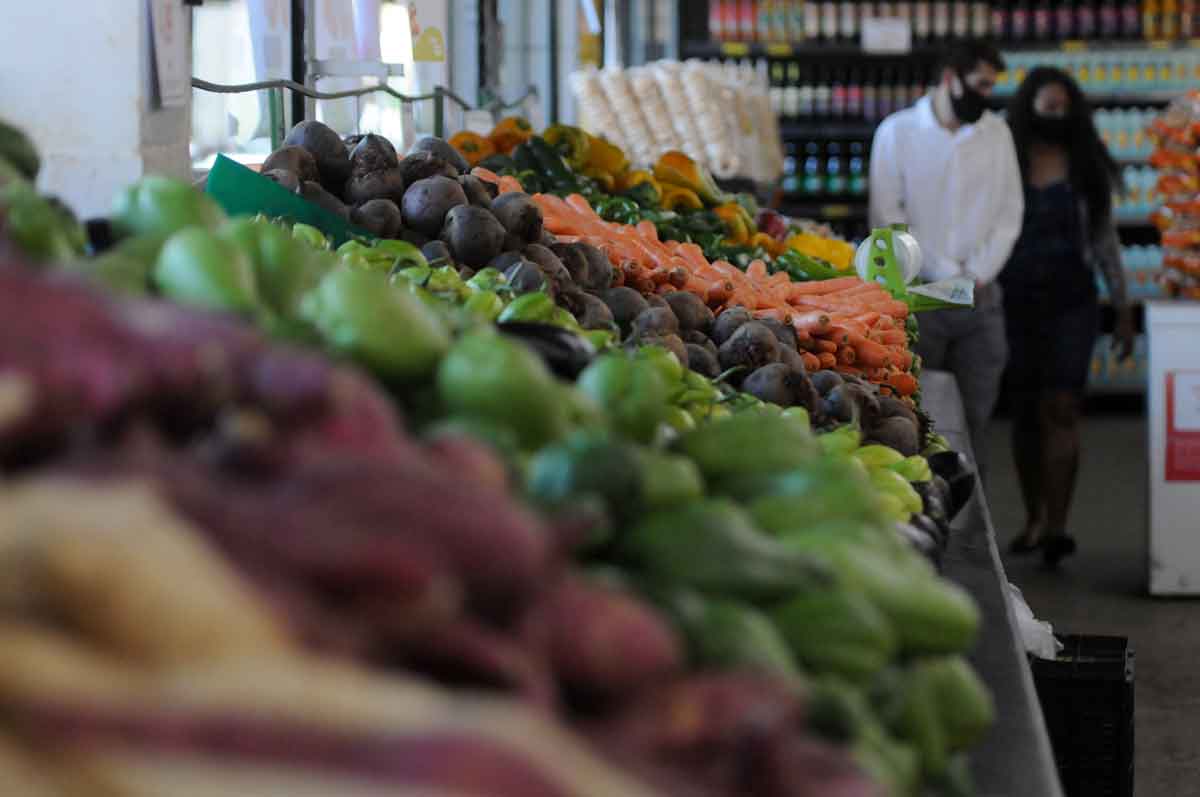 Alimentação cara aumenta as compras com cartão de crédito - Túlio Santos/EM/D.A Press - 28/5/21