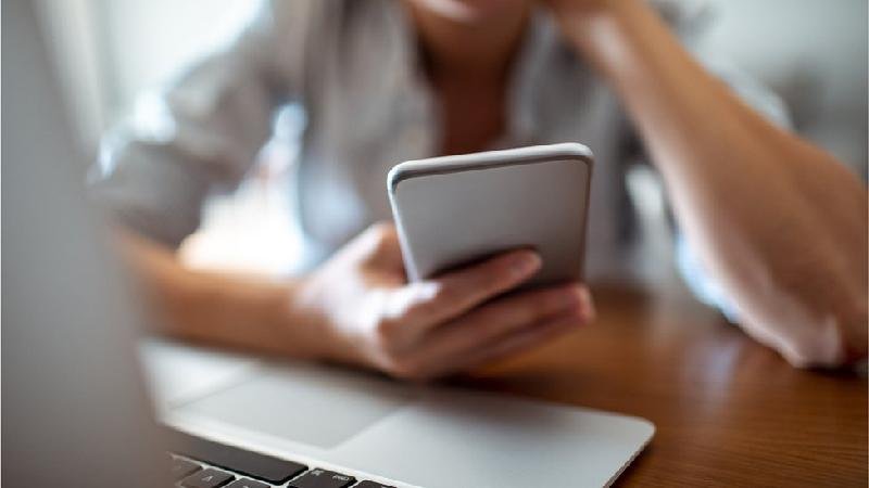 Como fazer cópia do que você tem de mais importante no celular - Getty Images