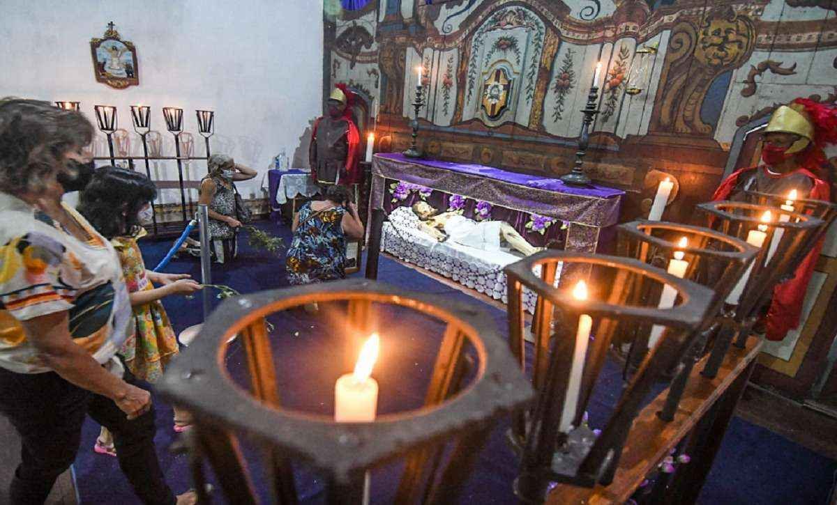 Sabará celebra tradicional abertura do Santo Sepulcro depois de dois anos - Leandro Couri/EM/D.A Press