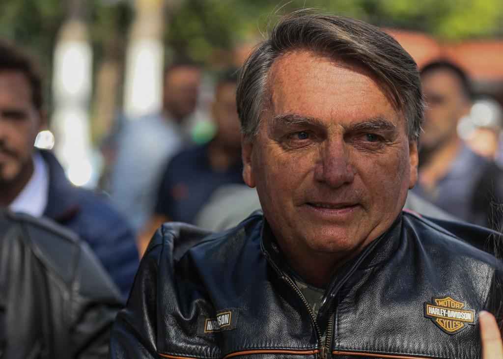 Bolso Sigilos: honestidade se assume, corrupção se esconde; por 100 anos - FILIPE ARAUJO / AFP