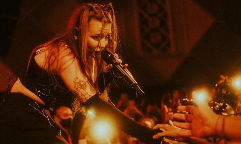 Níver de 25 anos: Carol Biazin traz turnê 'Beijo de Judas' a BH nesta sexta - Divulgação