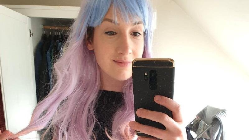 Como revelei meu câncer aos 'crushes' em app de relacionamento - Katherine Crowson