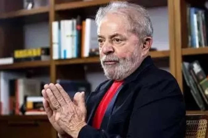 'Cláusula anti-Lula' põe fogo na briga pela privatização da Eletrobras - Nelson Almeida/AFP