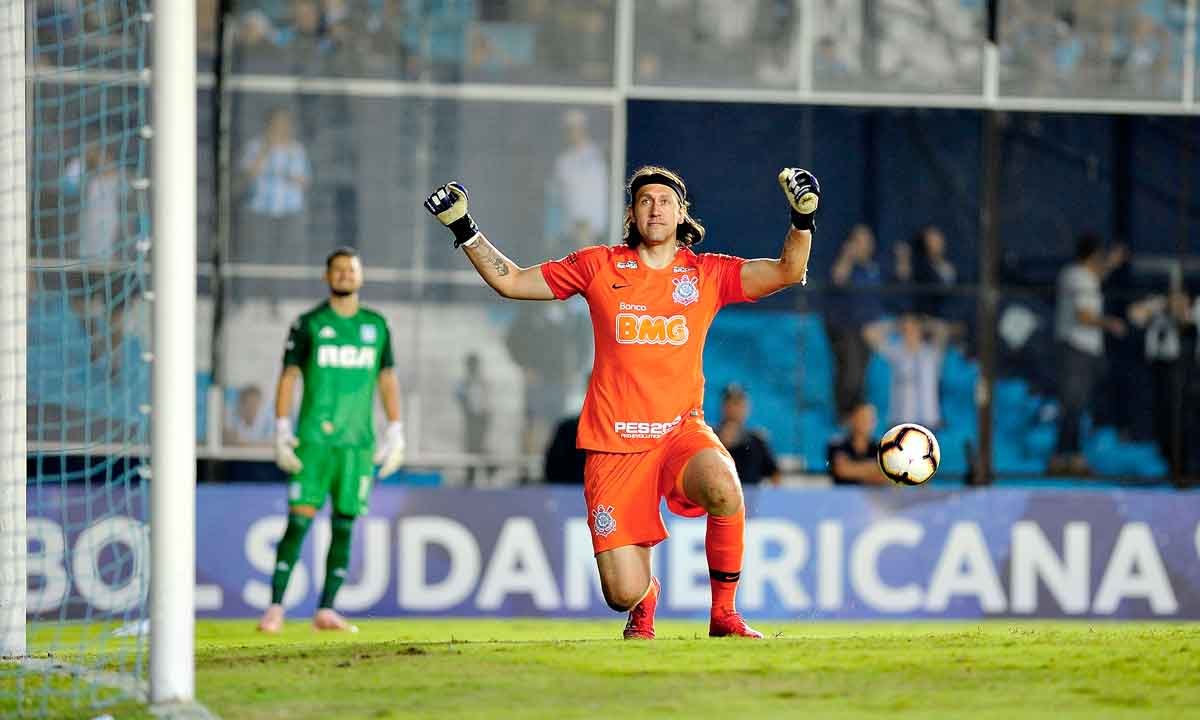 Pensou que a pandemia mudaria o mundo e o futebol? Que nada... - JAVIER GONZALEZ TOLEDO/AFP - 28/2/19