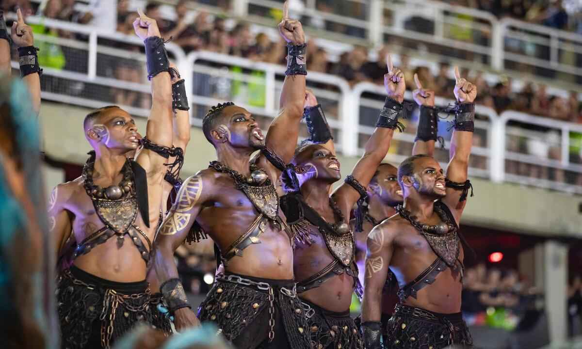 Bailarino do Grupo Corpo conta como foi participar do desfile da Beija-Flor - Thiago Lara/Divulgação 