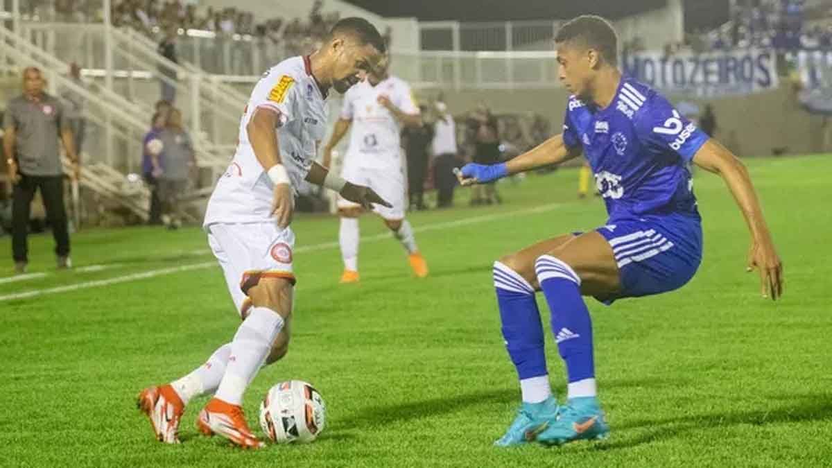 Cruzeiro do Mineiro enganou muita gente e corre risco na B - TWITTER/CRUZEIRO