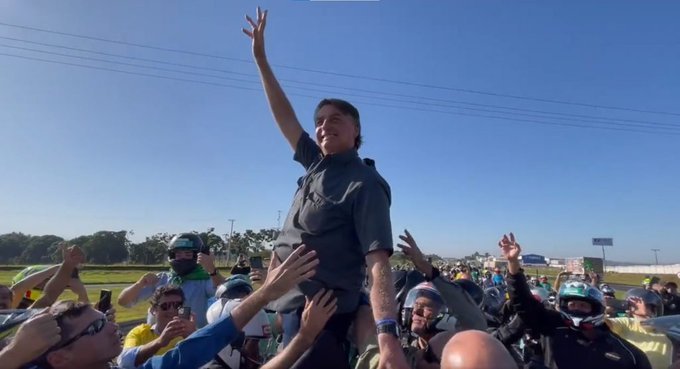 Bolsonaro participa de motociata em Ribeirão Preto - Reprodução/Twitter