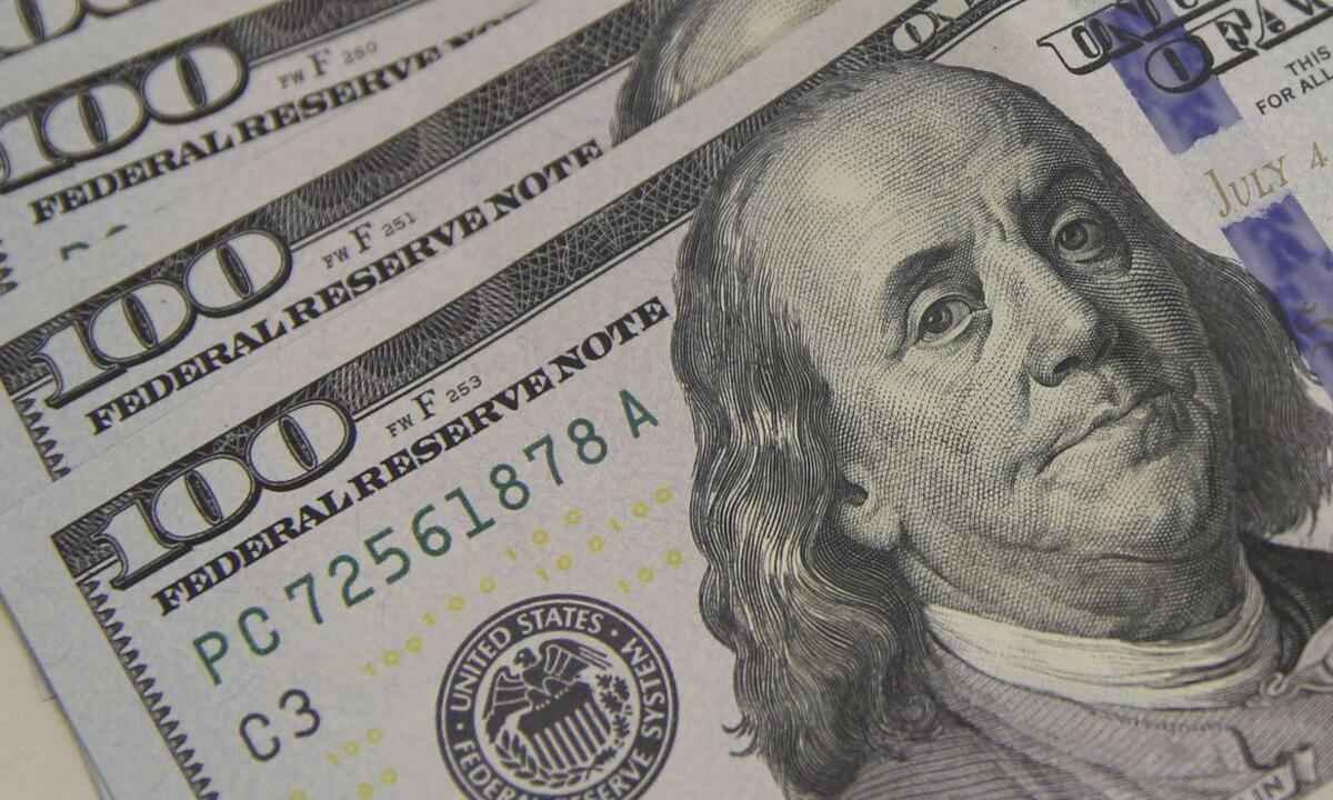 Dólar sobe para R$ 4,87 e fecha no maior valor em um mês - Valter Campanato/Agência Brasil