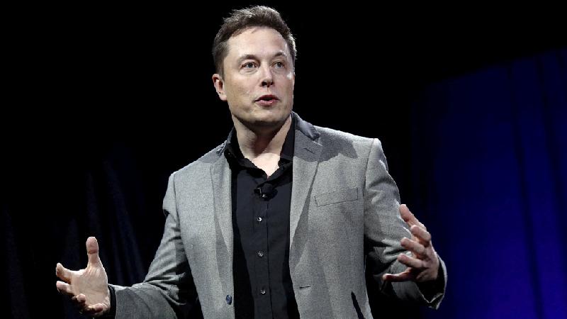 'Mais difícil do que parece': a reação da imprensa internacional à compra do Twitter por Elon Musk - Reuters