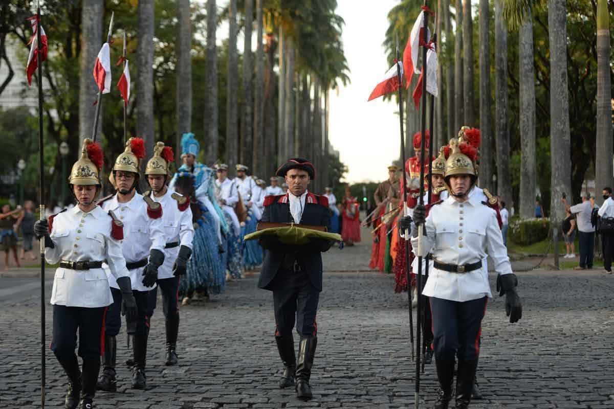 Via Liberdade passa em 3 estados e no DF - Túlio Santos/EM/D.A Press