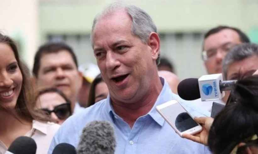 Ciro sobre chapa Lula-Alckmin: 'Encontro jabuti com girafa' - EVARISTO SÁ/AFP
