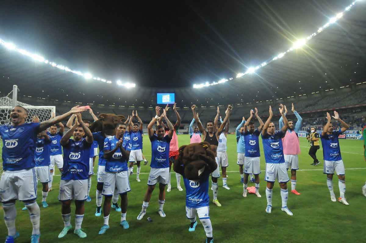 Mineirão, palco do futebol, casa do Cruzeiro, diz 'não' ao torcedor - Alexandre Guzanshe/EM/D.A. Press