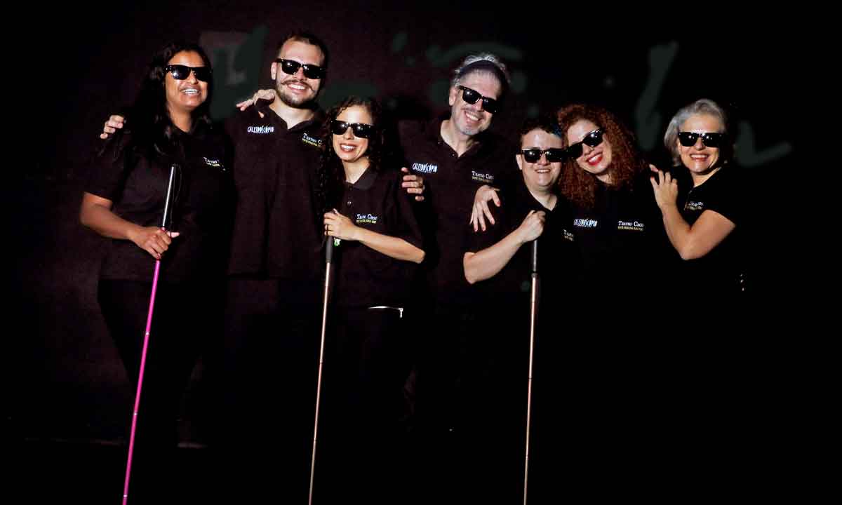 Público fica 'cego' durante a peça 'Um outro olhar', que estreia em BH  - Yasmin Dib/divulgação