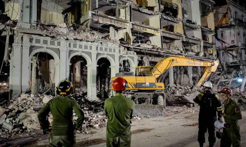 Número de mortos em explosão em hotel de Cuba sobe para 25 - ADALBERTO ROQUE / AFP