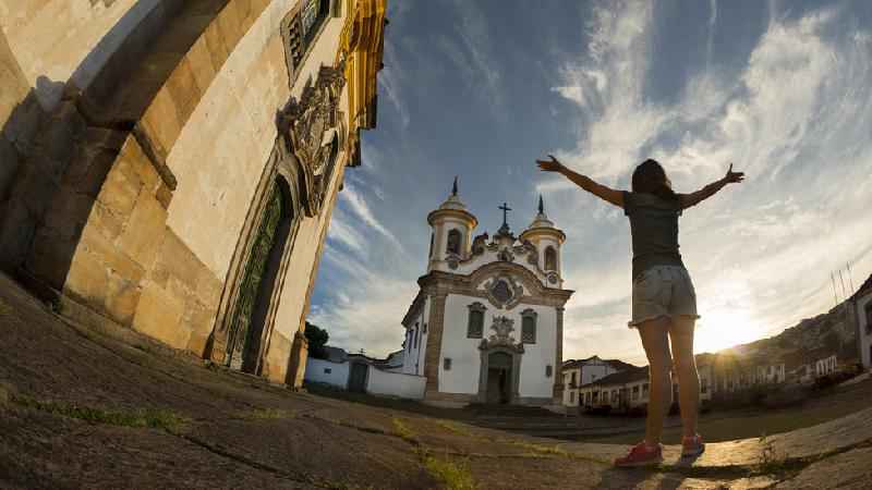 Jovens 'sem religião' superam católicos e evangélicos em SP e Rio - Getty Images