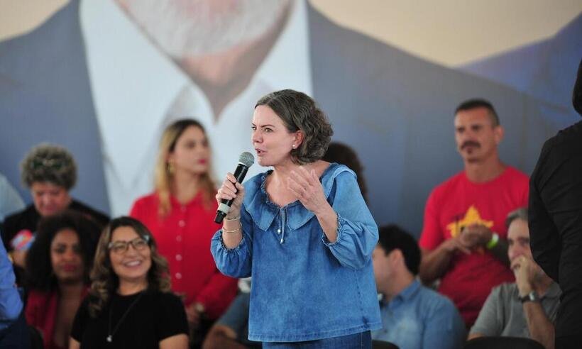 'Não tem proposta para o Brasil', diz presidente do PT sobre Bolsonaro - Alexandre Guzanshe/EM/D.A Press