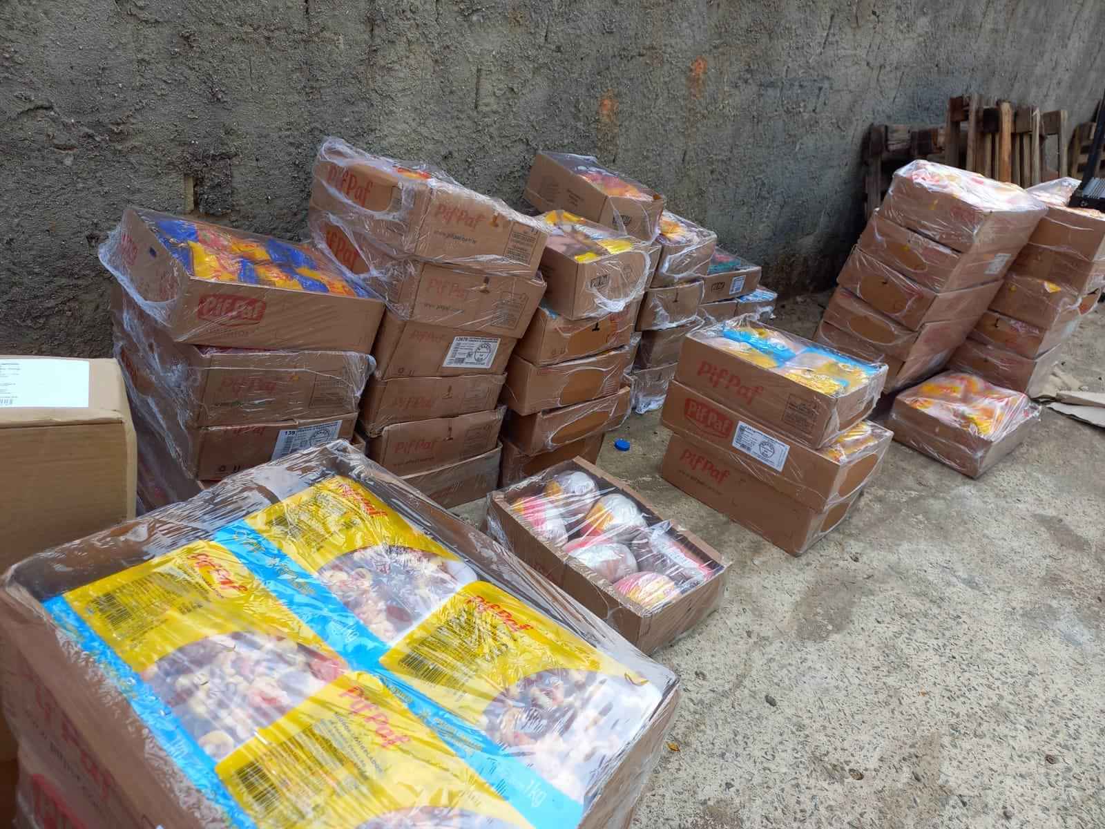 PM recupera carga de 3 toneladas de alimentos roubada em Contagem - PMMG