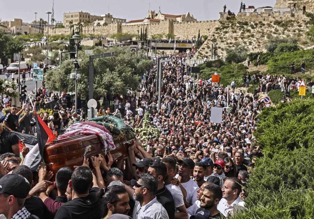 Indignação internacional após operação policial israelense no funeral de jornalista palestina - RONALDO SCHEMIDT / AFP