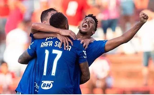Cruzeiro vence Náutico com golaço e assume liderança da Série B - Staff Images/Cruzeiro
