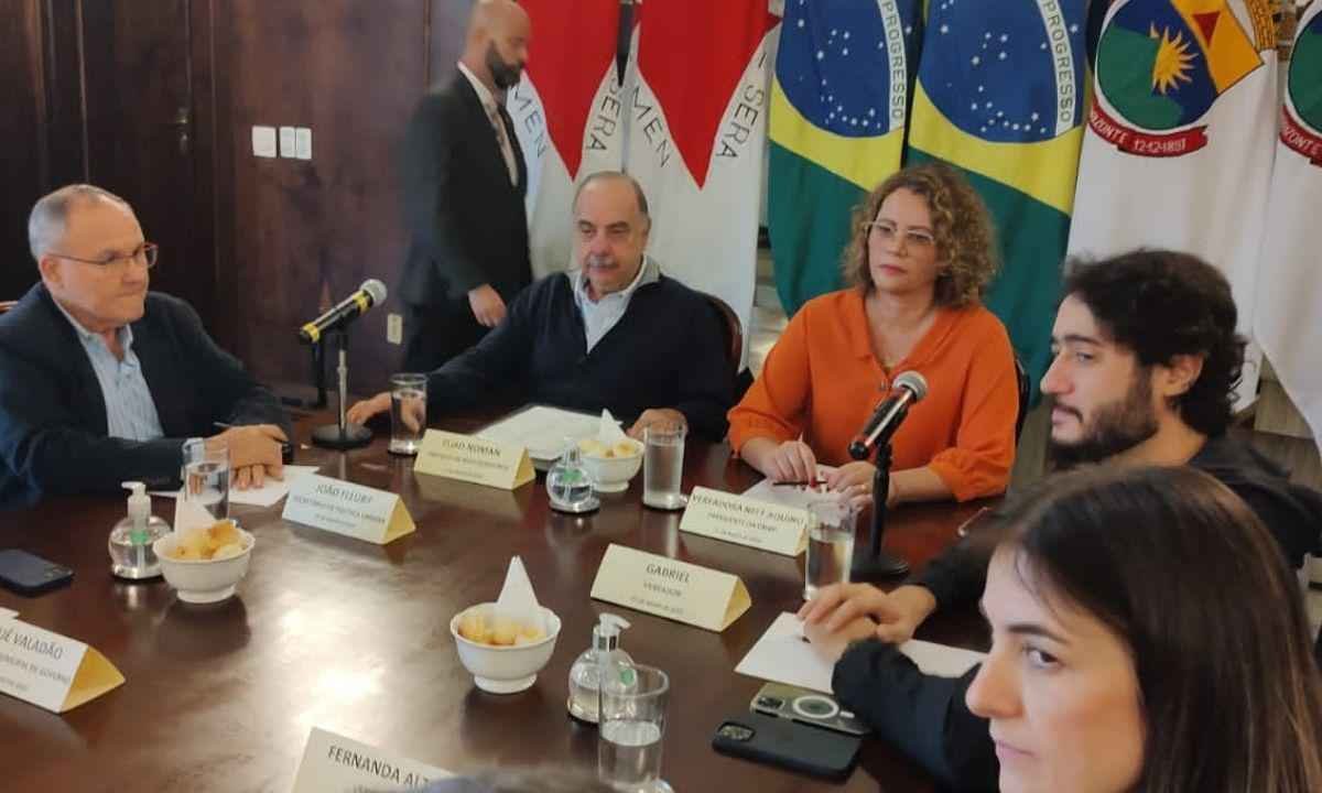 Prefeitura entrega projeto de subsídio às empresas de ônibus de BH - Jair Amaral/D.A Press/E.M 