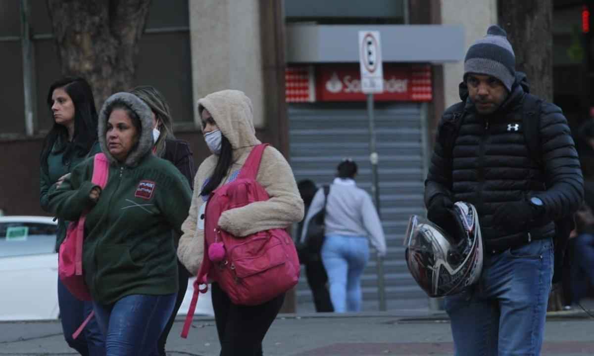 BH tem novo recorde de frio nesta quinta-feira (19/05) - Jair Amaral/EM/D.A Press