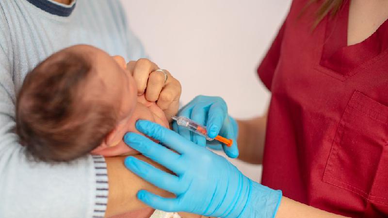 Vacina BCG: com fábrica nacional parada, ministério pede que Estados racionem imunizante - Getty Images