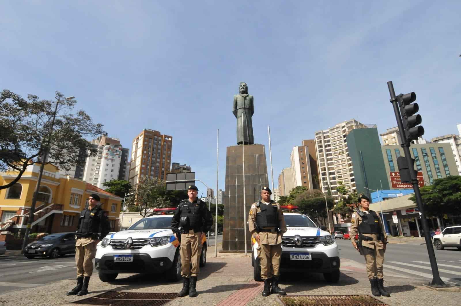 Polícia Militar presta homenagem a soldado morto em ação na quinta (19/05) - Gladyston Rodrigues/EM/DA Press