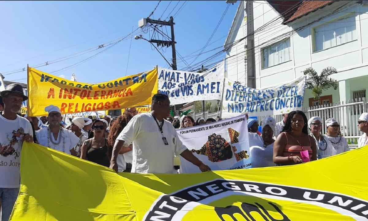 População de Itaboraí realiza protesto contra intolerância religiosa - Reprodução/Twitter