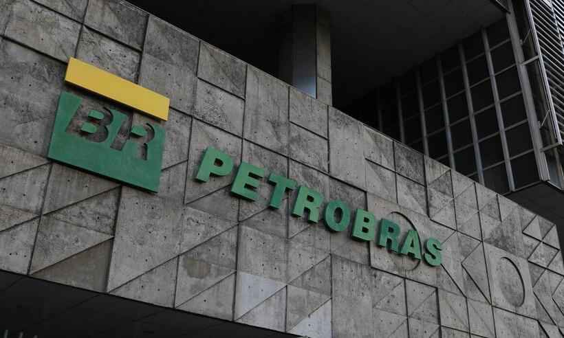 Ações da Petrobras despencam na Bolsa de Nova York nesta terça (24) - Agência Brasil