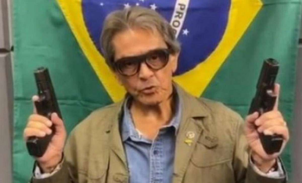 Deputado afirma que Roberto Jefferson comandava PTB mesmo após prisão - Reprodução