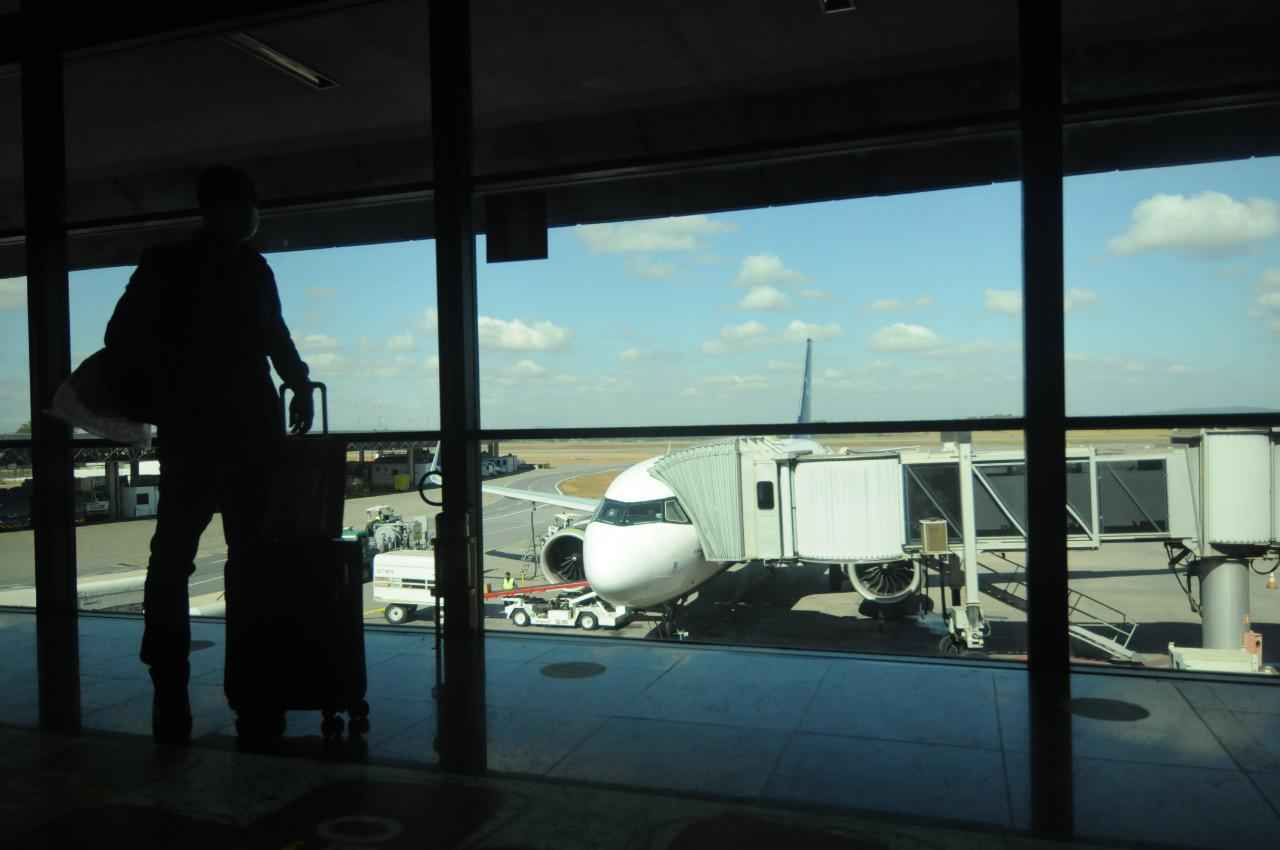 Preço das passagens aéreas contribui para o aumento no custo de vida em BH -  Leandro Couri/EM/D.A Press