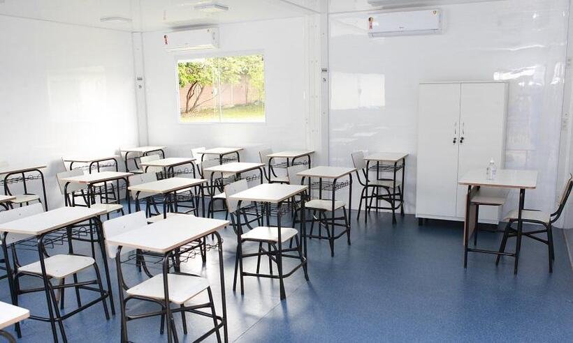 'Salas modulares' de Neves ganham destaque em Congresso de Munícipios  - Redes Sociais/Reprodução