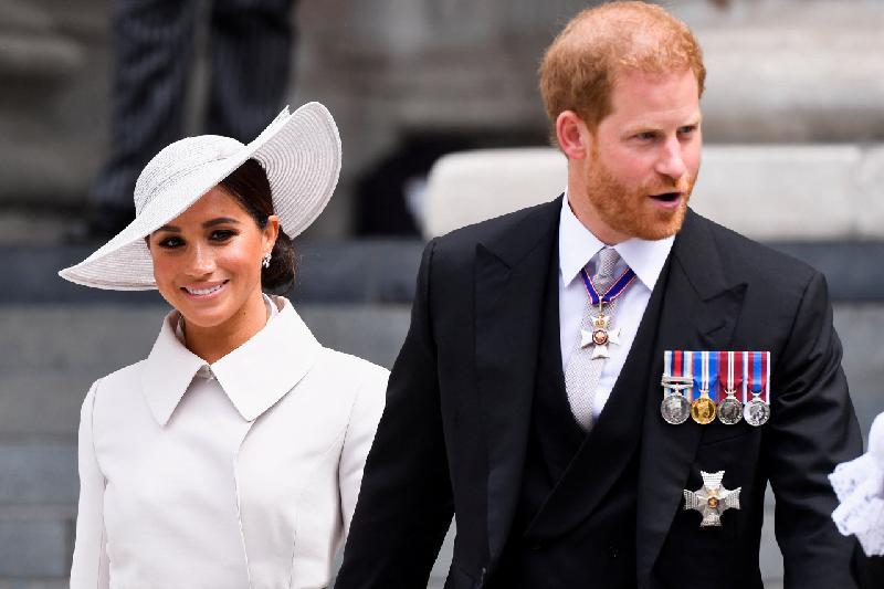 Jubileu da rainha Elizabeth 2ª: como Harry e Meghan foram recebidos em celebração após polêmicas - Reuters