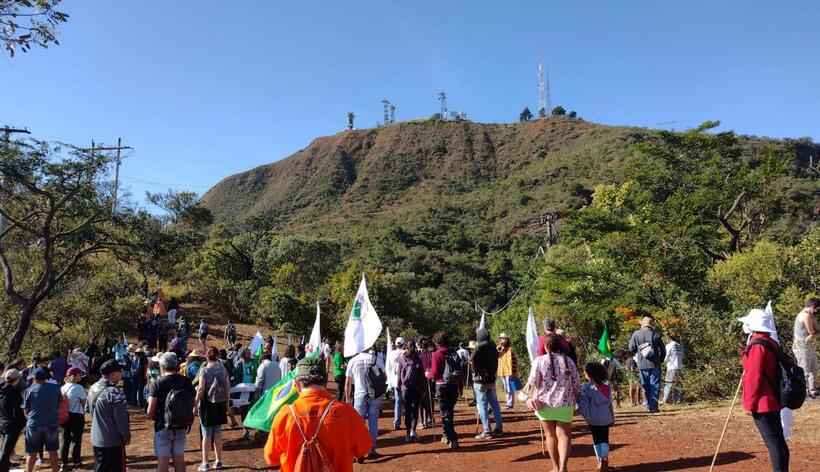 Abraço une ambientalistas em defesa da Serra do Curral contra a mineração - Edesio Ferreira/EM/D.A Press