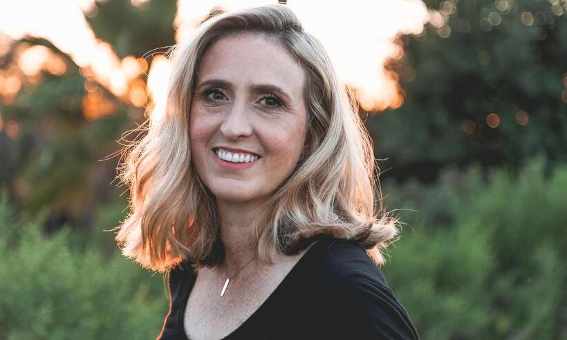 Pele saudável na menopausa mesmo com 30% de colágeno a menos - Edward Cisneros/Unsplash