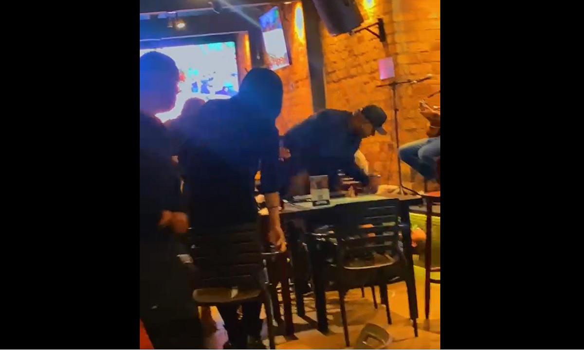 Vídeo: cliente é agredido por segurança após dançar em bar de Uberlândia - Reprodução/Redes sociais