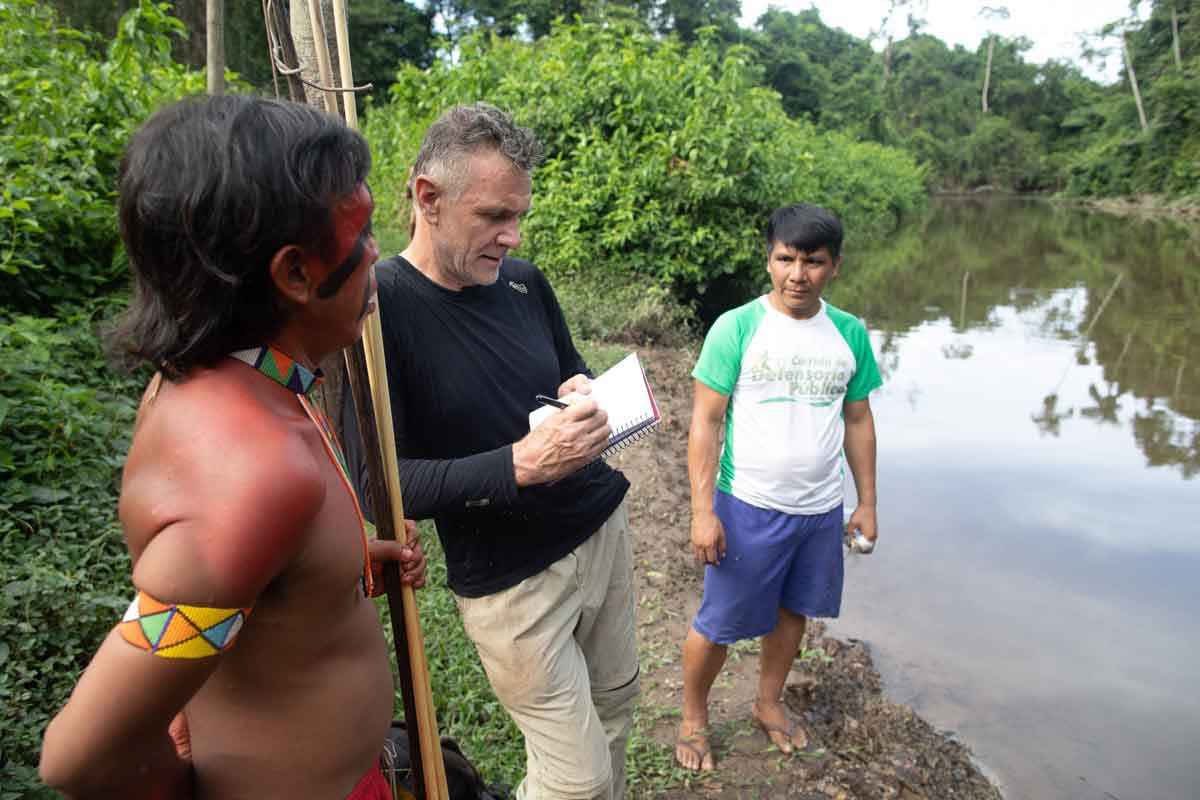 PF e Marinha buscam indigenista e jornalista - João Laeft/AFP