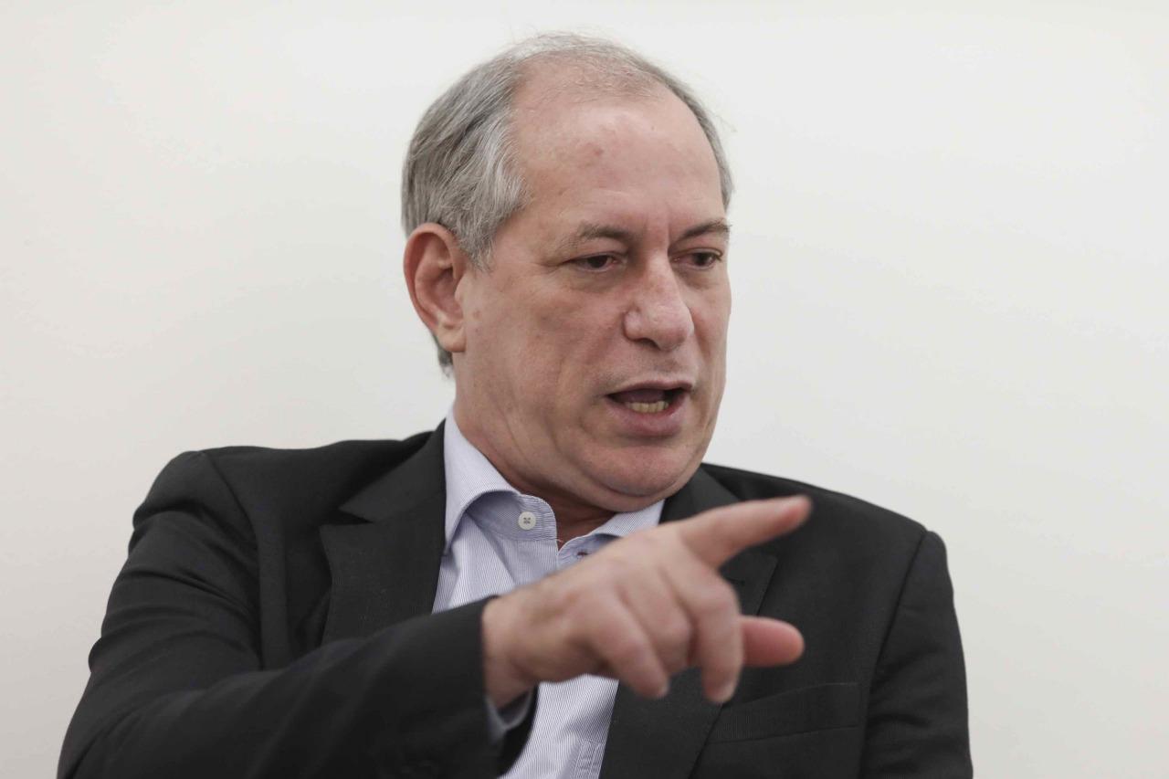 Ciro sobre Lula: 'Frases bonitinhas, picaretas e arrogantes não resolvem' - SERGIO LIMA/AFP