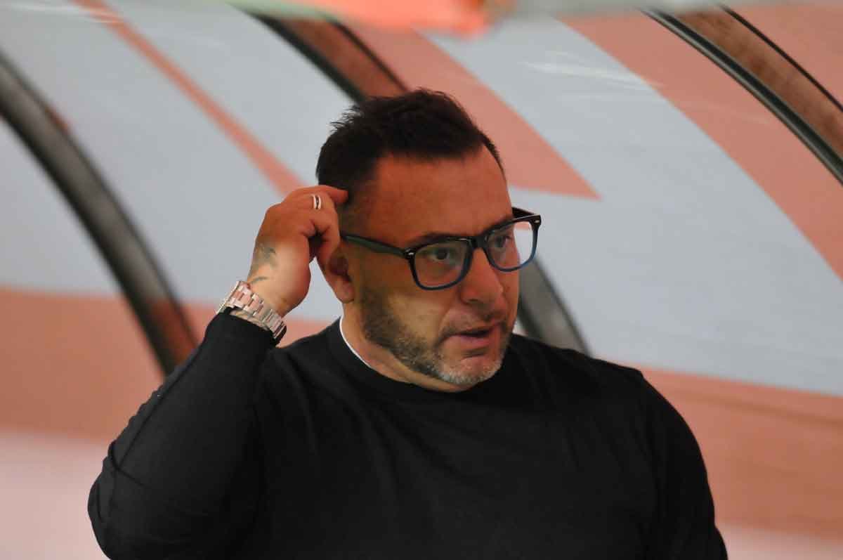 Falta de equilíbrio entre ataque e defesa é problema no Galo de Turco - Alexandre Guzanshe/EM/D.A Press