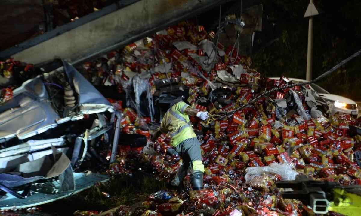 Anel Rodoviário: parabéns, senhores governantes! Vocês conseguiram de novo - Tulio Santos/EM/D.A press