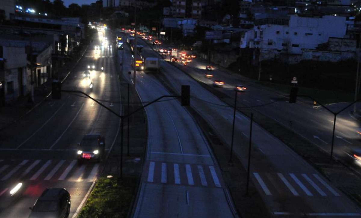 Motorista atropela ciclista na Pampulha e foge sem prestar socorro - Marcos Vieira/EM/D.A Press
