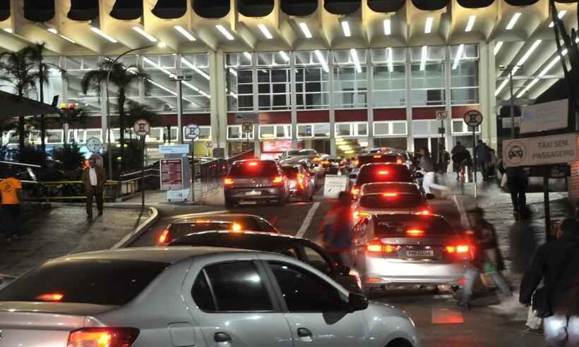 Polícia prende homem com cerca 700 pinos de cocaína na rodoviária de BH - Marcos Vieira/EM/D.A Press