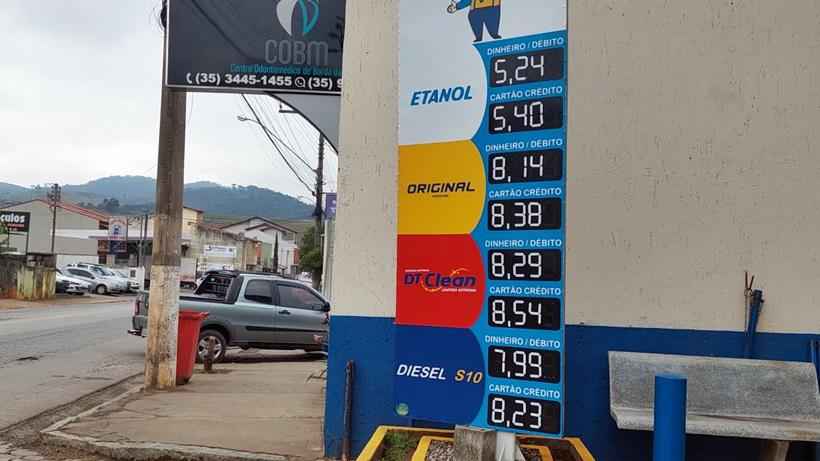 Preço de gasolina ultrapassa R$ 8 em postos de combustíveis do Sul de Minas - Terra do Mandu