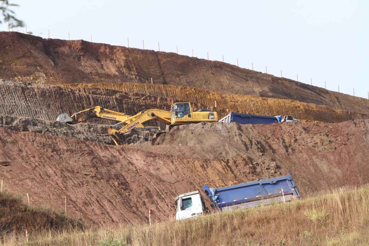 Serra do Curral: Persistência em minerar rende R$ 1,2 milhão em multas - Edésio Ferreira/EM/D.A.Press
