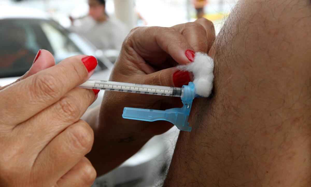 Vacinação contra a gripe em BH vai até o fim dos estoques, diz PBH - Jair Amaral/EM/D.A Press