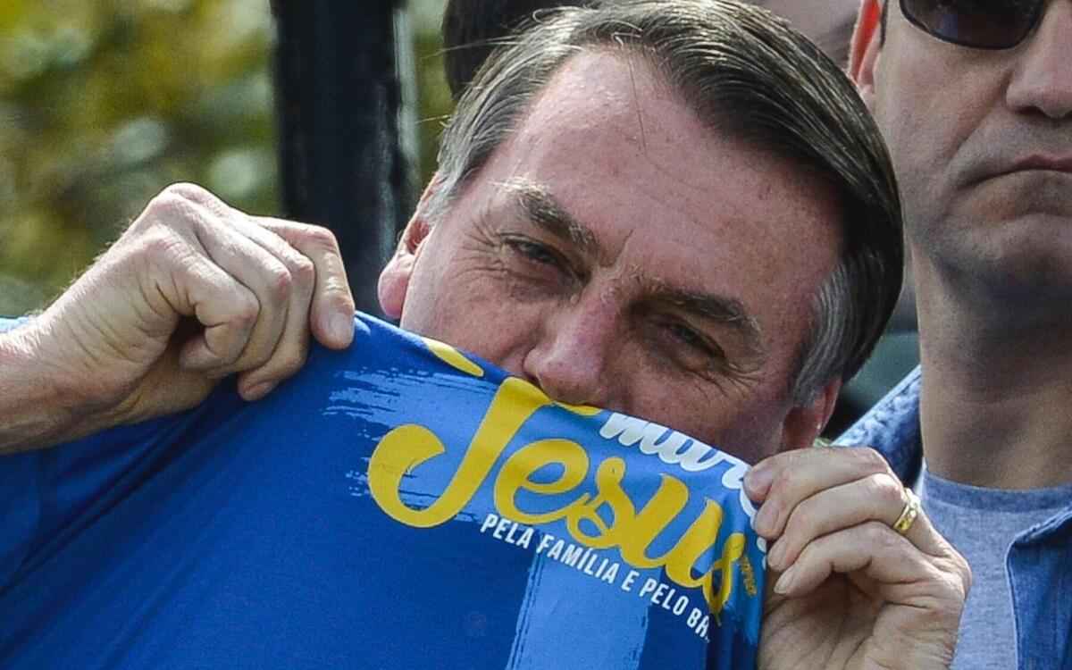 Bolsonaro investe em "bem contra o mal" e ignora escândalo no MEC - Marcello Casal Jr/Agencia Brasil