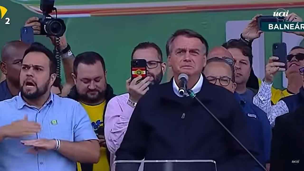 Bolsonaro diz ter 'exército de 200 milhões' - Reprodução