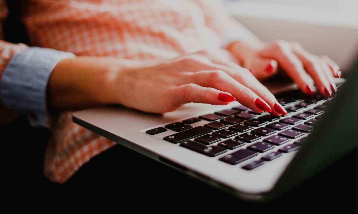 Sextorsão: 6 em cada 10 vítimas de chantagem sexual no Brasil são mulheres  - Pxhere/Reprodução (imagem ilustrativa) 