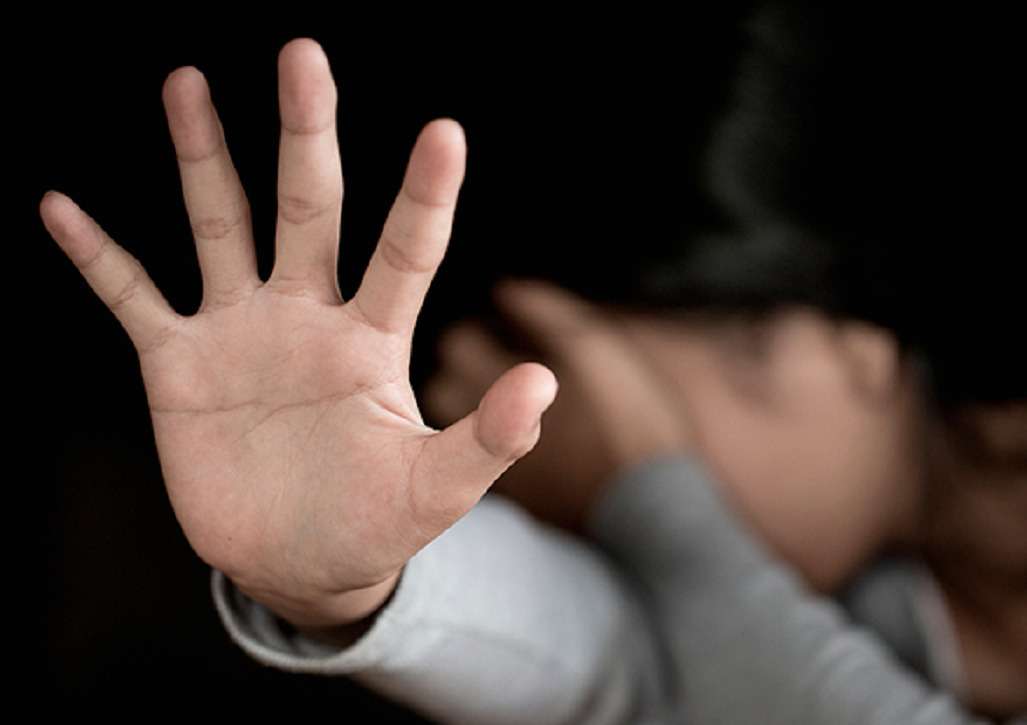 Mulher denuncia marido de amiga à polícia por abuso de criança de 4 anos - Reprodução
